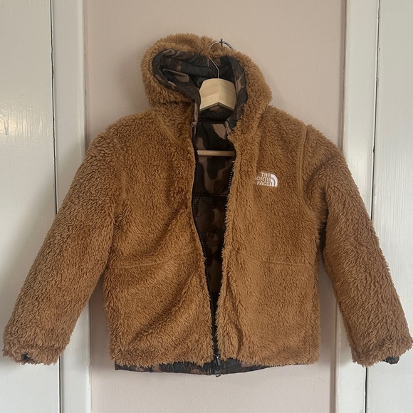 Reversible The North Face Kids Camo Puffer - Picture 2 of 2